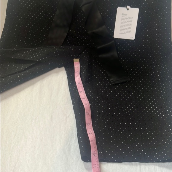 NWT- Express Design Studios City Shorts with Satin Belt - Picture 2 of 10